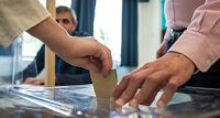 Fransa'nın Erken Genel Seçimlerinde Sol İttifak Zaferi
