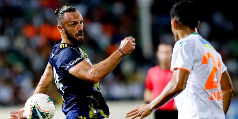 Fenerbahçe İlk Yenilgisini Alanya Deplasmanında Aldı!