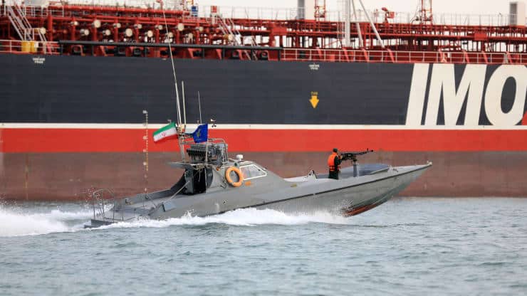 İngiltere’nin, İran ile olan gerginliklerinin ortasında dronları Körfez’e yerleştirmeyi düşündüğünü bildirildi