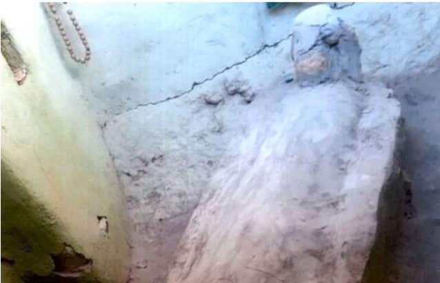 Asırlık Türbe Kazıldı Köylüler Gözlerine İnanamadı!