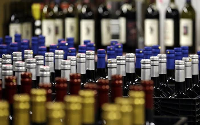 İran’da Sahte İçki Faciası Büyüyor!