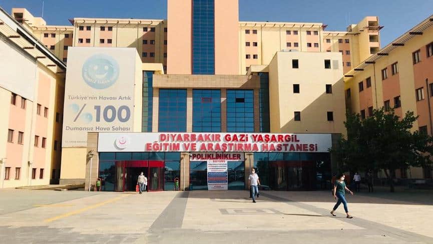 Eve Berber Geldi Yatalak Koca Hayatını Kaybetti!