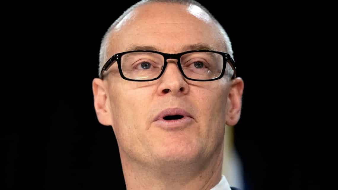 Yeni Zelanda Sağlık Bakanı Kendi Koyduğu Kuralları İhlal Etti