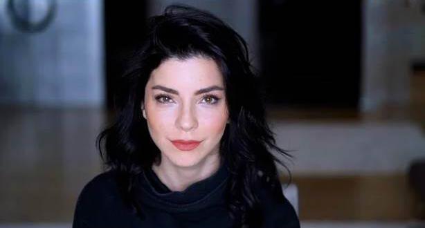 Yeni Aşka Yelken Açtı!