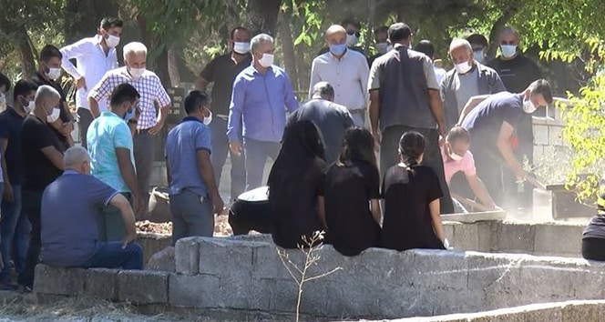 Duygu Delen Gaziantep'te Defnedildi