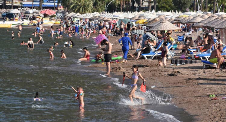 Bilim Kurulu Üyesinden Korkutan Koronavirüs Açıklaması!