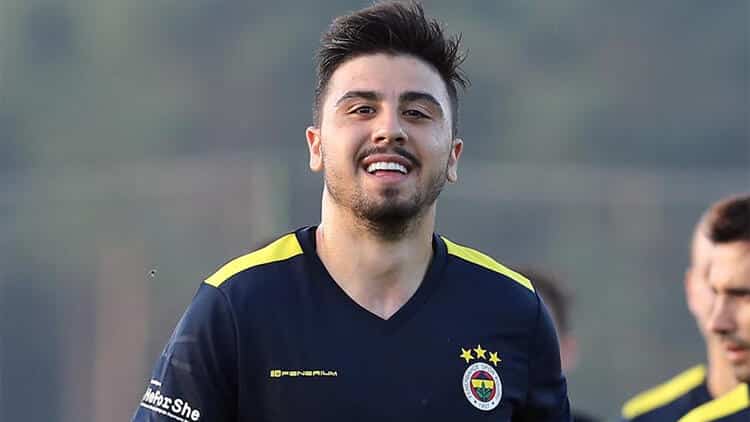 Ozan Tufan’ın Menajeri Transfer İddialarını Yalanladı!