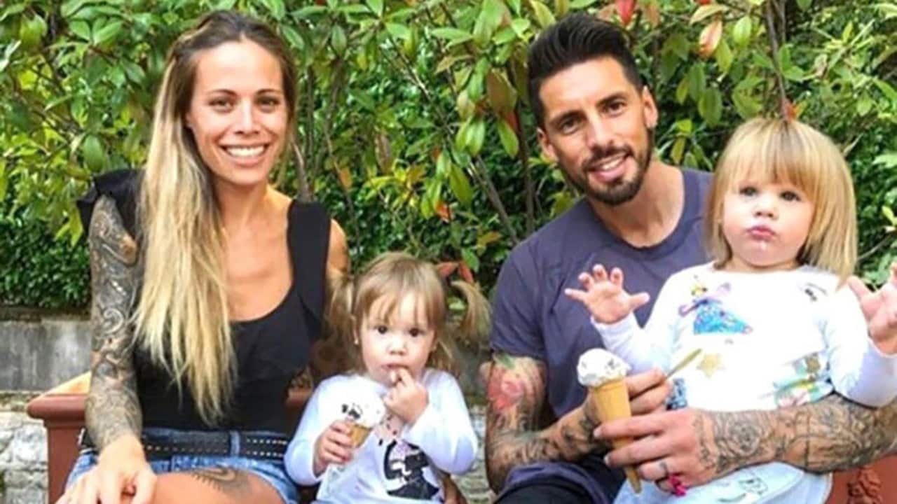 Fenerbahçeli Futbolcu Sosa'nın Eşi Covid-19 Olduğunu Açıkladı