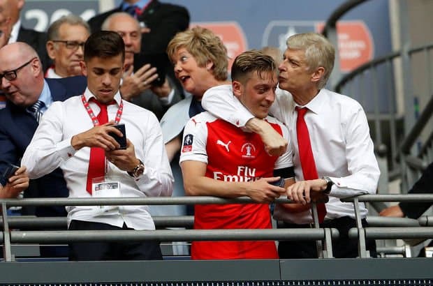 Arsene Wenger’den Mesut Özil’e Övgü!