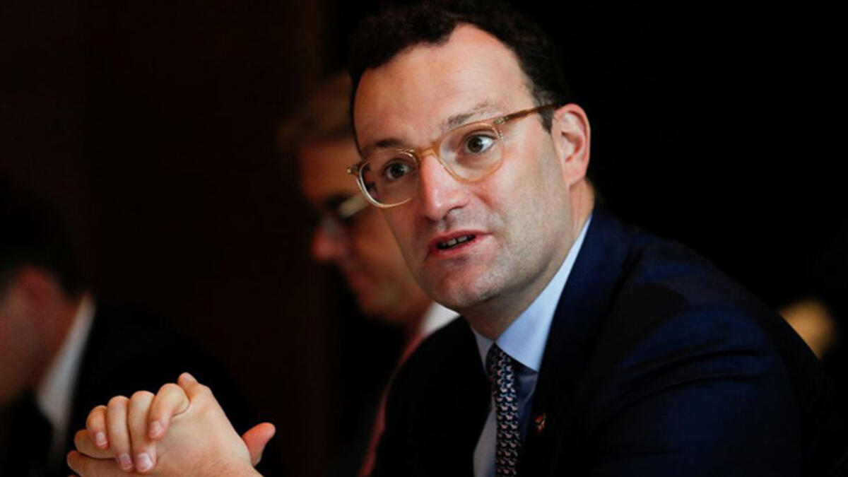 Almanya Sağlık Bakanı Jens Spahn'ın Covid-19 Testi Pozitif!