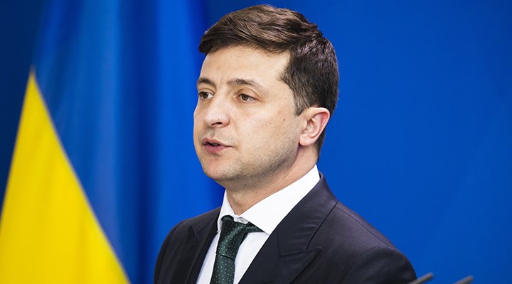 Koronavirüse Yakalanan Zelenskiy Hastaneye Kaldırıldı!