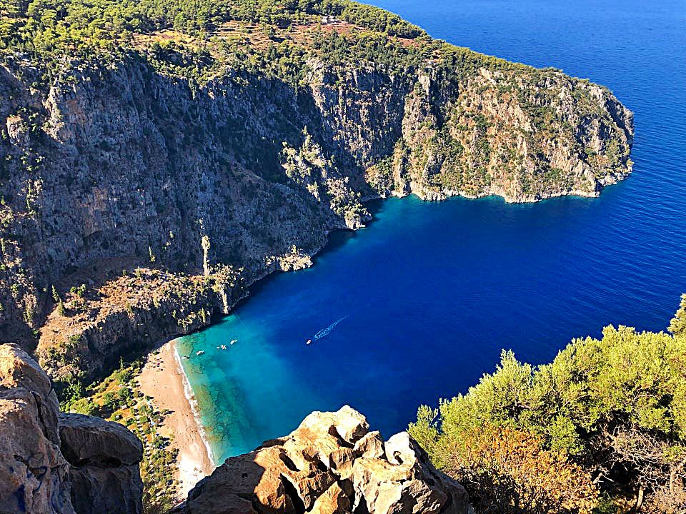 Kelebekler Vadisi’ni Faralya Mahallesi Sakinleri Kurutmuş!