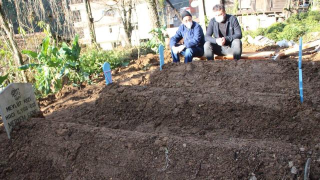 5.5 Ayda Aynı Aileden 8 Kişi Koronavirüs Nedeniyle Hayatını Kaybetti