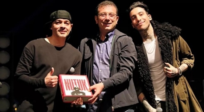 İmamoğlu’ndan Ceza’ya Övgü Dolu Sözler!