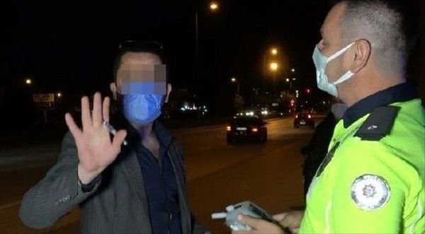 Alkollü Avukat Polise Direndi!