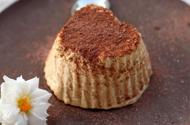 Yaz Sıcaklarına Meydan Okuyan Tatlı: Kahveli Parfe