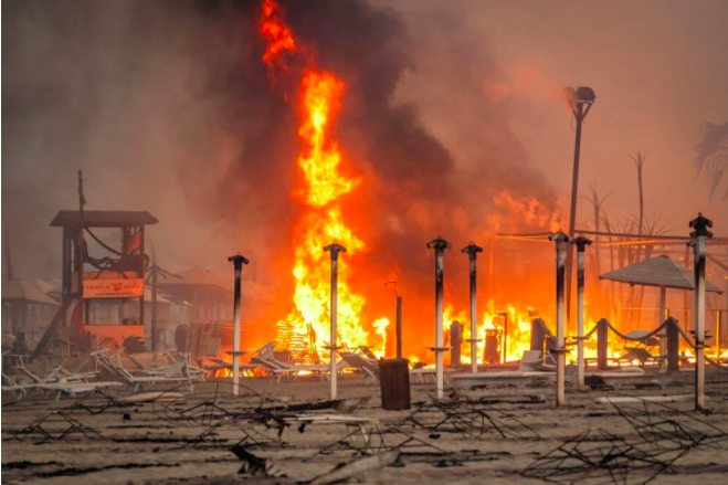 İtalya Sicilya Adası’nda Yangın
