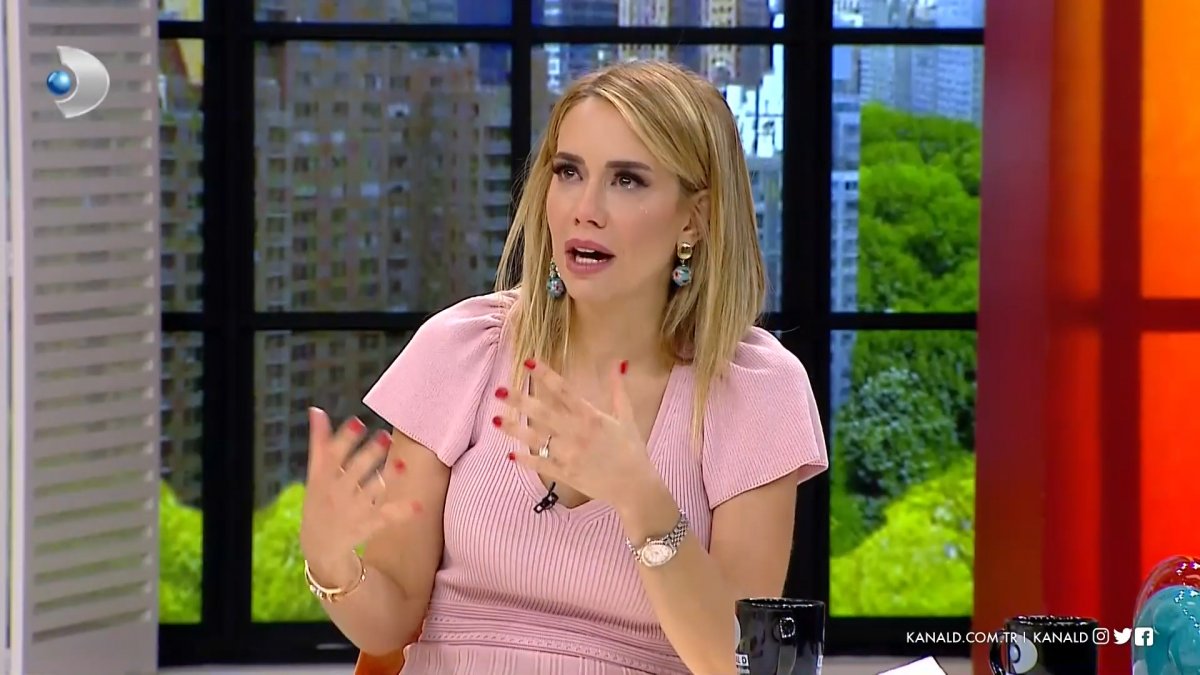 Sunucu Nur Tuğba Namlı da Çocukken İstismara Uğradığını İtiraf Etti