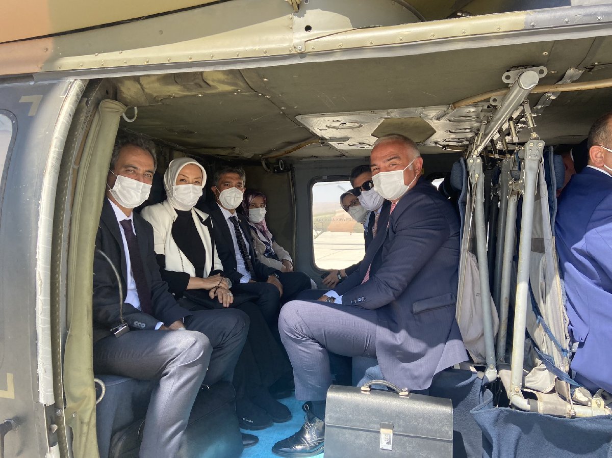 AKP'li Milletvekilinin 12 Bin Liralık Ayakkabısı Gündeme Oturdu