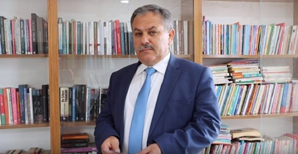 AKP'li Başkan: Vatandaşlar Keşke Bizim de Evimiz Yansaydı Diyecekler