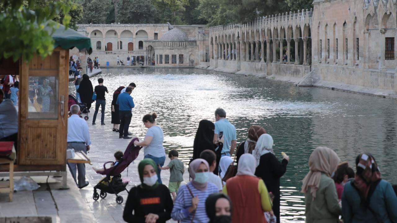 Uzmanlar Şanlıurfa'da Aşı Oranlarının Düşük Olma Nedenini Açıkladı