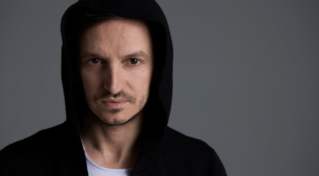 Ünlü DJ Burak Yeter’in Yeni Arabasının Fiyatı Dudak Uçuklattı