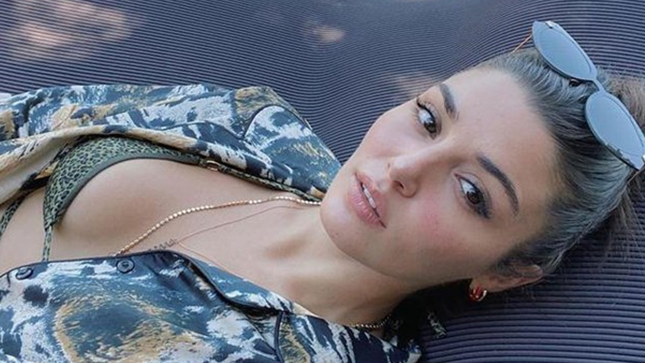 Hande Erçel’in Sütyensiz Pozu Olay Oldu!