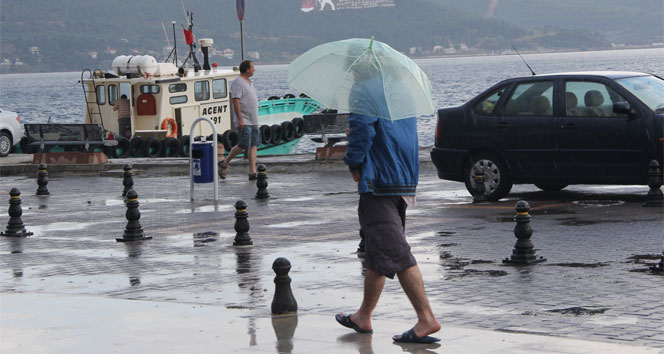 Meteoroloji Uyardı! Haftanın İlk Gününde Sağanak Bekleniyor!