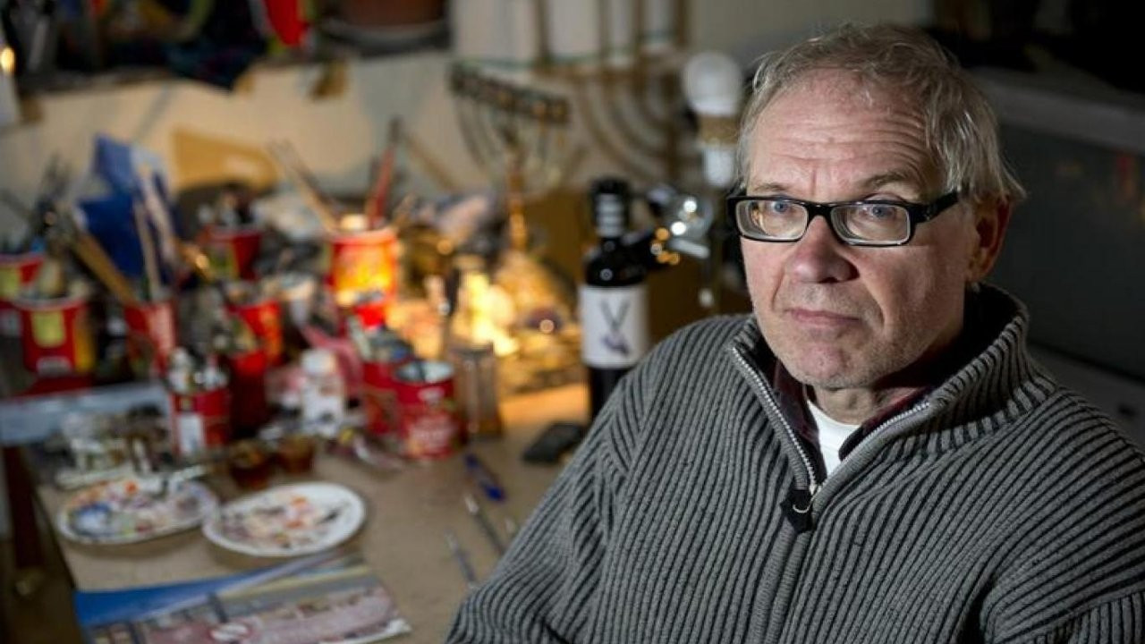 Hz. Muhammed Karikatürleriyle Eleştirilen İsveçli Karikatürist Hayatını Kaybetti