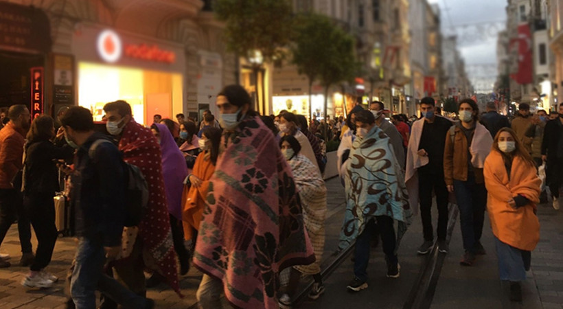 Barınma Sıkıntısı Yaşayan Öğrencilerden Battaniyeli Eylem