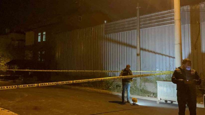 Hırsız, Ev Sahibi Doktoru Vurdu!