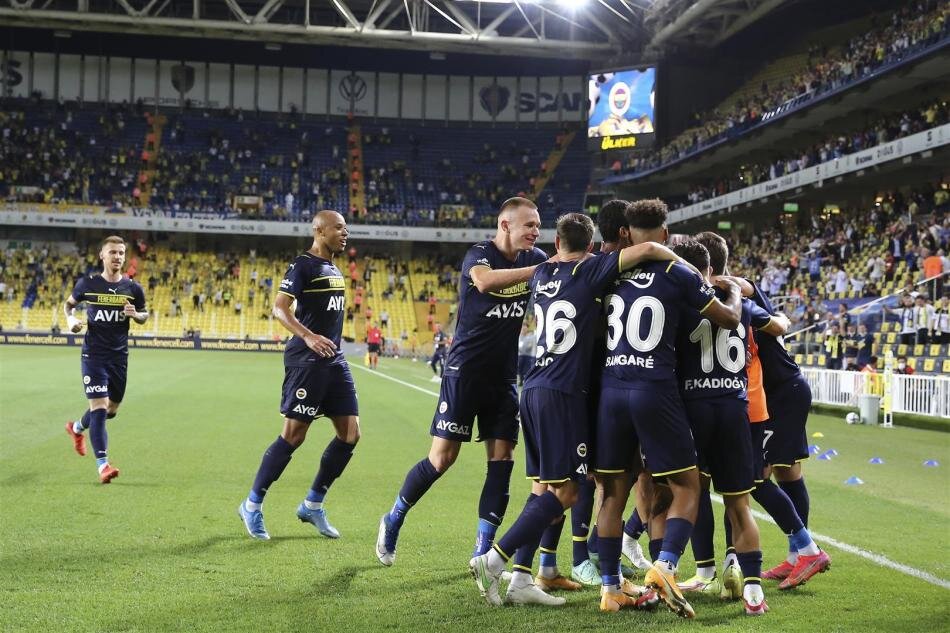 Fenerbahçe Kasasını Doldurdu