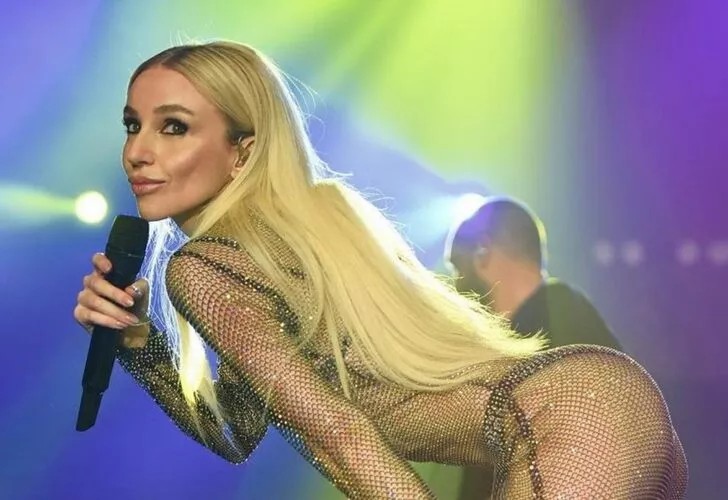 Sahne Kıyafetiyle Gündem Olan Gülşen'den Takdir Toplayan Açıklama