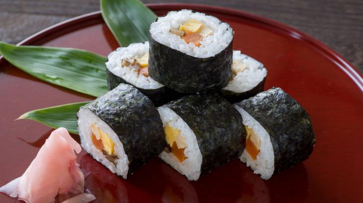 32 Suşi Yiyen Kişi Soluğu Hastanede Aldı