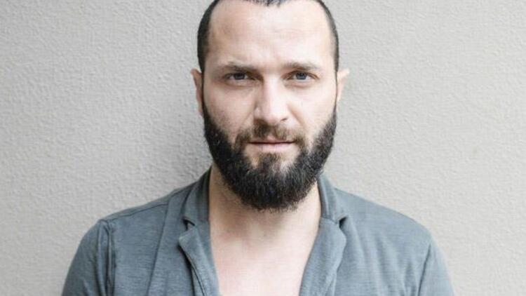 Şarkıcı Berkay Hakim Karşısına Çıktı