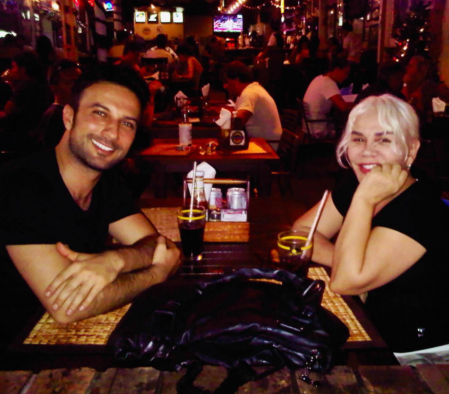 Tarkan'dan Minik Serçe'ye Destek