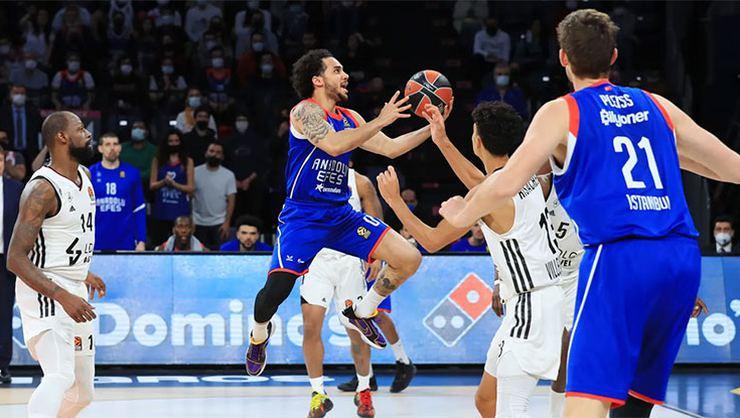 Anadolu Efes Seriye Bağladı