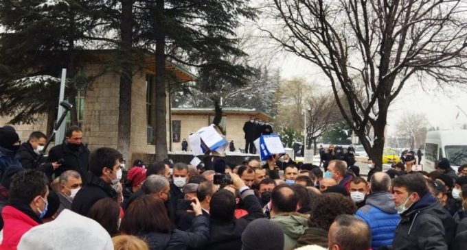 Meclis Önünde 'Öğretmenlik Meslek Kanunu' Eylemi