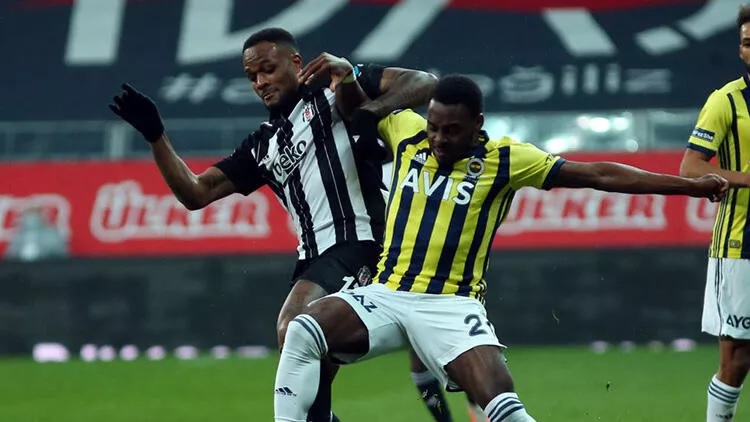 Fenerbahçe Cyle Larin’le İmzalıyor!