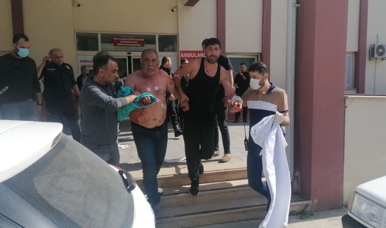 Sahte Alkolden Zehirlenen Baba Oğul Hastanede Kavga Çıkardı