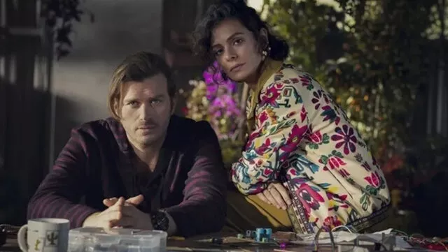 Kıvanç Tatlıtuğ’un Yeni Dizisi Yakamoz S-245'ten Fragman Geldi