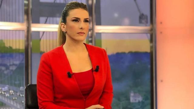 39 Yaşındaki NTV Spikeri Özlem Sarıkaya Yurt Kansere Yenik Düştü