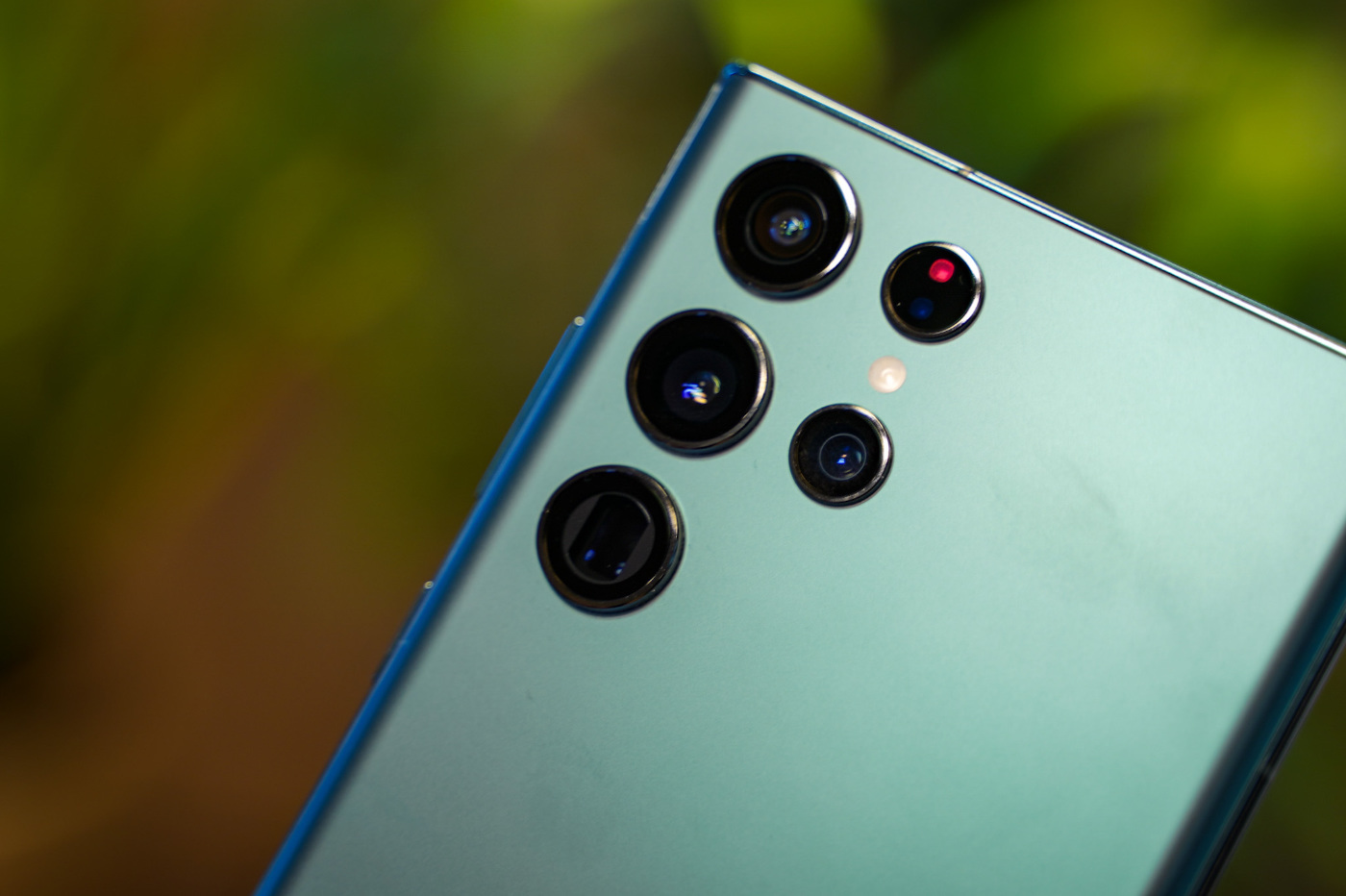 Samsung, Galaxy S23 Serisinde Ön Kamerayı Geliştirecek