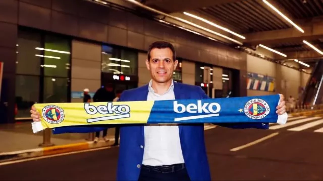 Fenerbahçe’nin Yeni Başantrenörü Itoudis İstanbul’da!