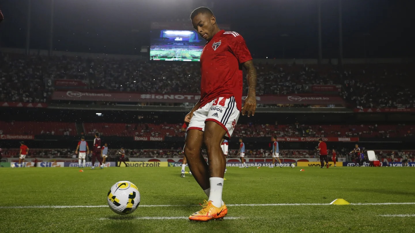 Fenerbahçe Sol Bekini Brezilya’da Buldu!