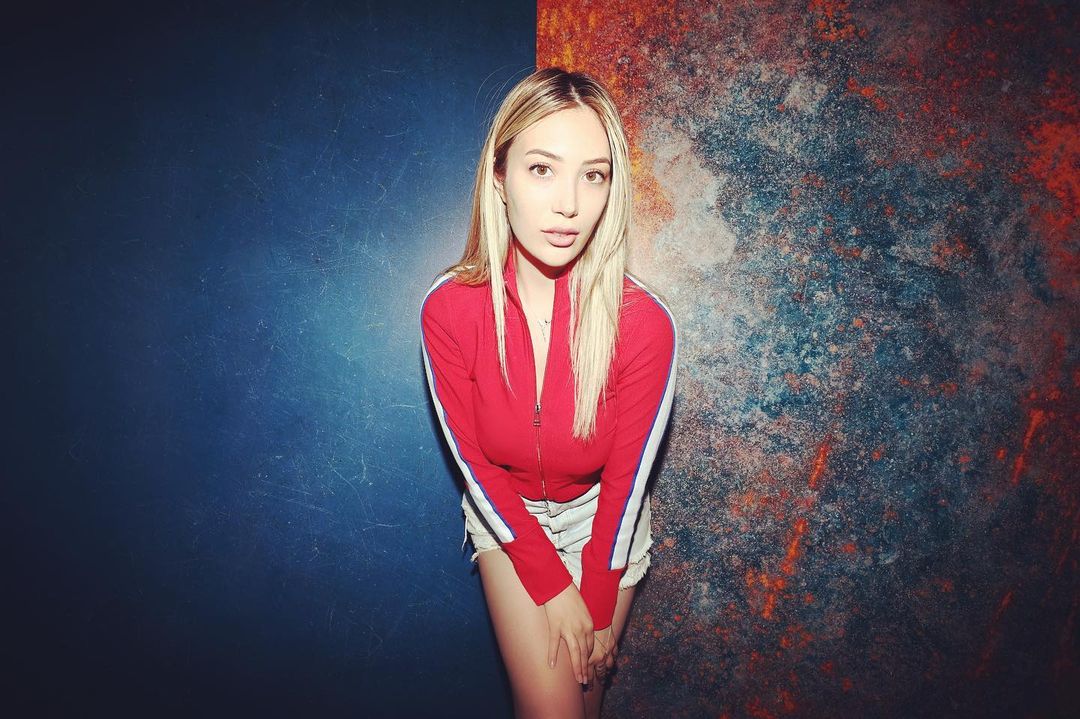 Yasmin Erbil Instagram Paylaşımlarına Beğeni Yağıyor