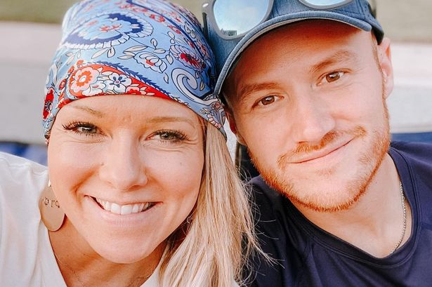 Sosyal Medya Fenomeni Kocasının Porno Bağımlısı Olduğunu Söyledi