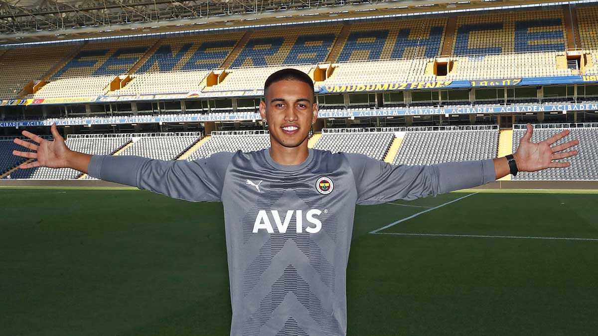 Sürpriz Transfer... İrfan Can Eğribayat Resmen Fenerbahçe'de! Kiralık Anlaşma...