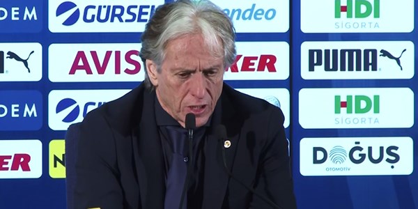 Rennes maçı sonrası Jorge Jesus Fenerbahçeli Taraftarlara, "Böyle bir ortamda bulunmak istemem"