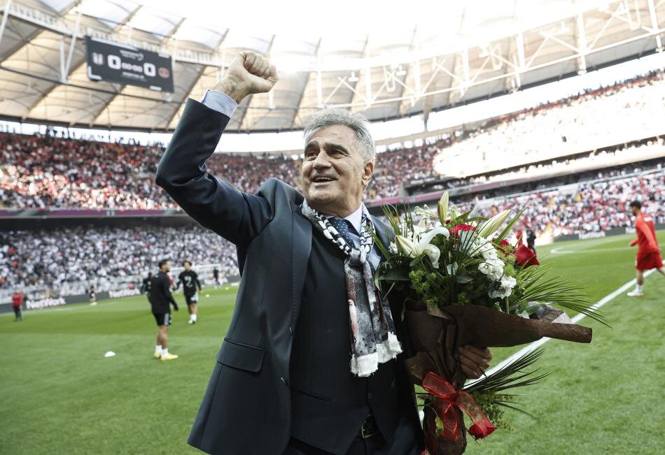 Şenol Güneş Taraftarlarla Buluştu: "Kalbimdesiniz."